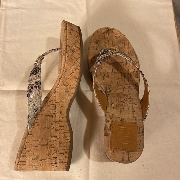 Tory Burch 75MM Suzy Wedge - Picture 2 of 4